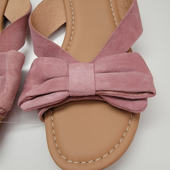 UGG Australia FONDA Seashell Pink SUEDE BOW SANDAL - Picture 2 of 8